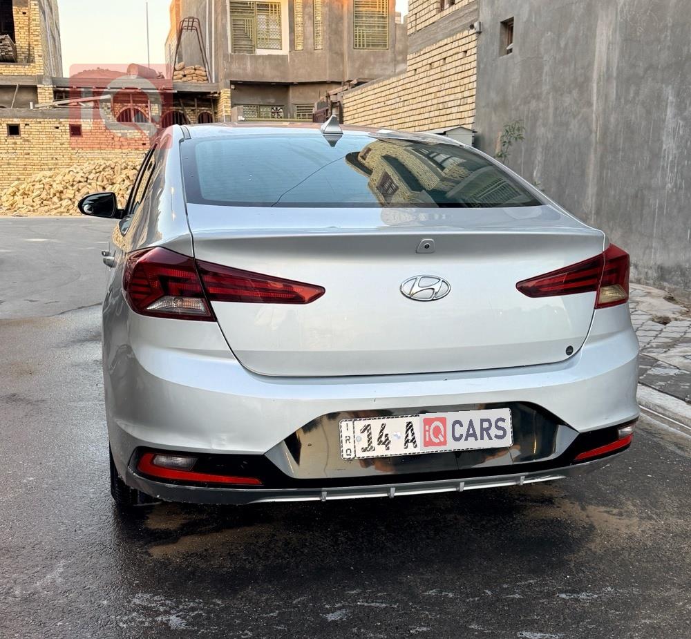 هيونداي النترا